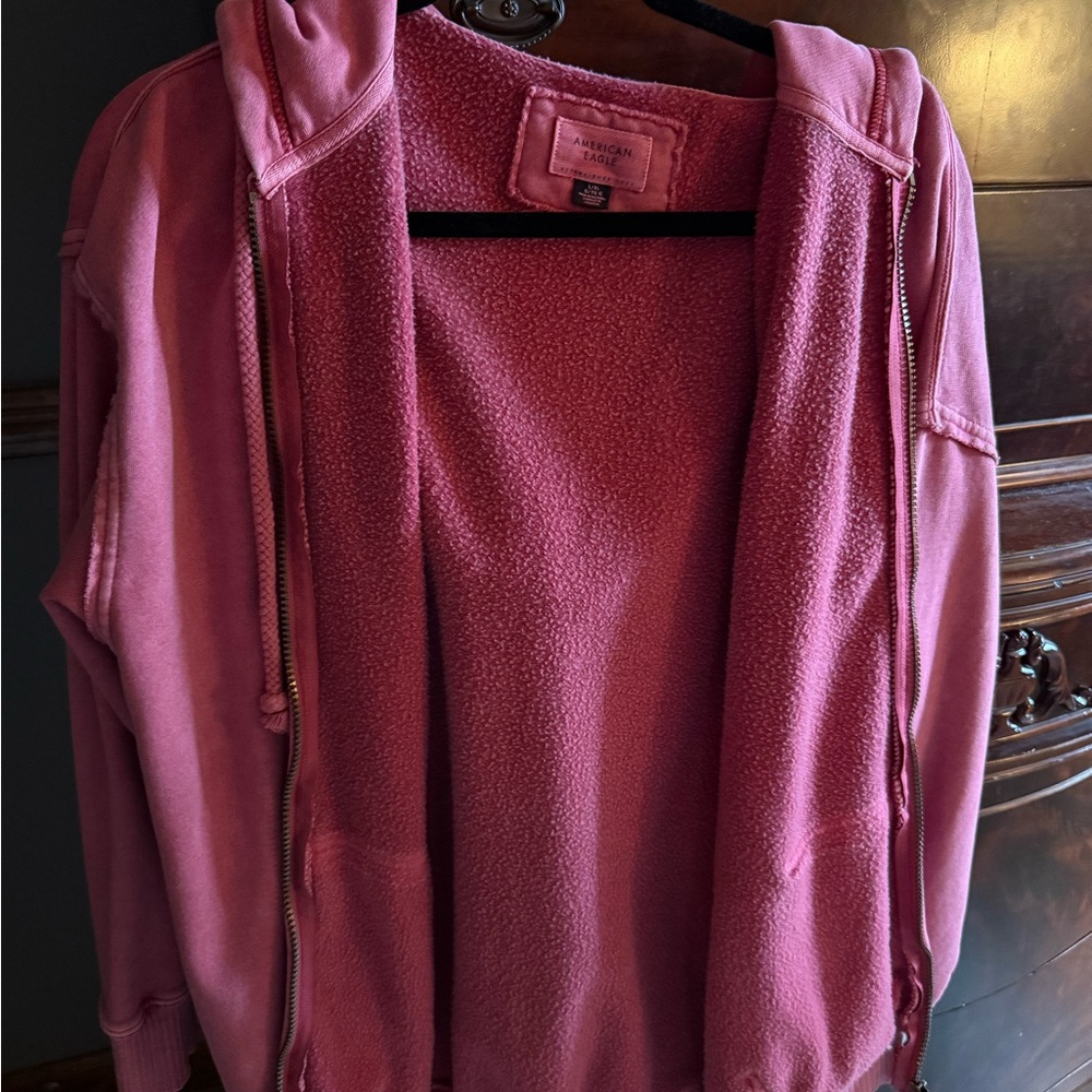 AE zip up hoodie